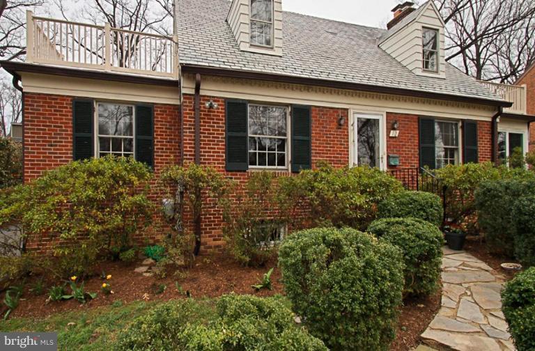 12 Sunnyside Road Silver Spring, MD 20910 - Photo 8 of 14 Exterior (Main)