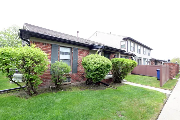 $180,000 | 41382 Northwind Drive, Canton, MI 48188