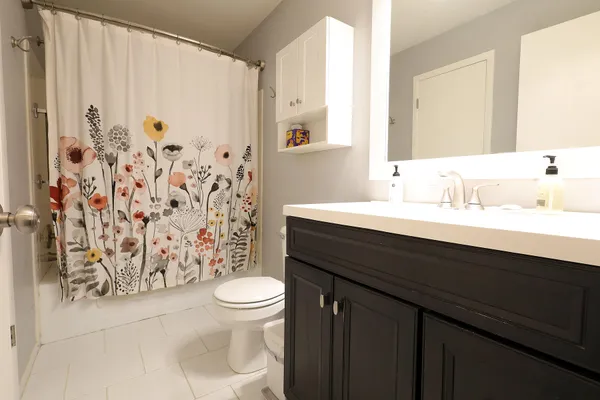 $180,000 | 41382 Northwind Drive, Canton, MI 48188