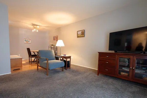 $180,000 | 41382 Northwind Drive, Canton, MI 48188