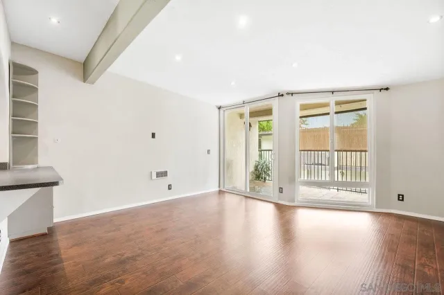 $735,000 | 2402 Altisma Way, Unit G, Carlsbad, CA 92009