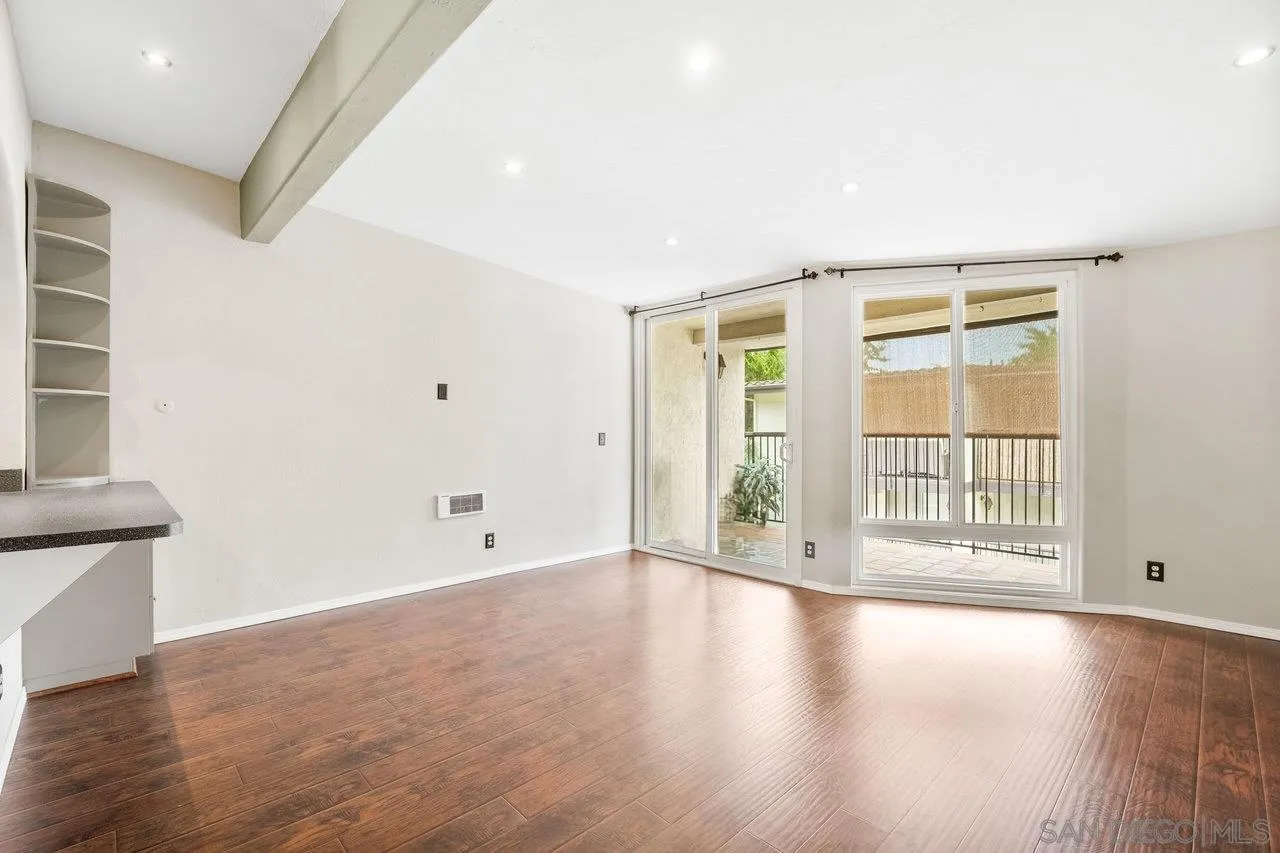 2402 Altisma Way, Unit G Carlsbad, CA 92009 - Photo 11 of 23