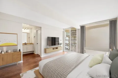 a view of walk in closet