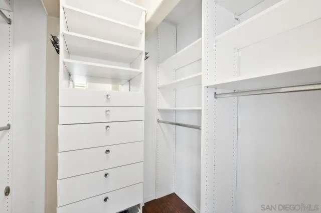 $735,000 | 2402 Altisma Way, Unit G, Carlsbad, CA 92009