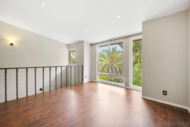 $735,000 | 2402 Altisma Way, Unit G, Carlsbad, CA 92009