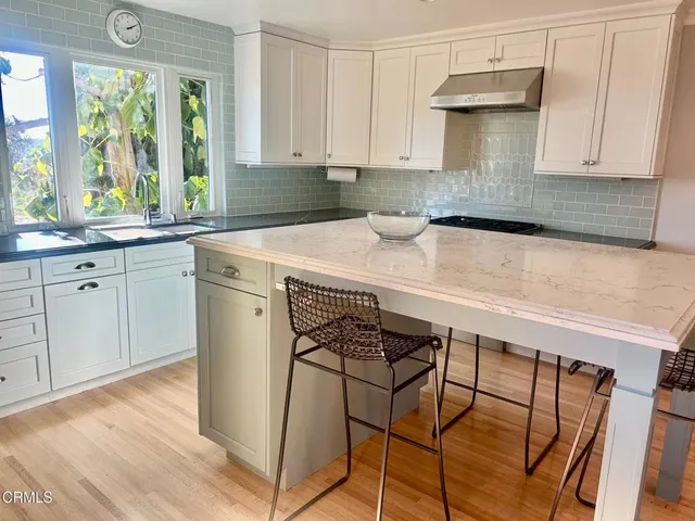 $4,500 | 300 West Loma Alta Drive, Altadena, CA 91001