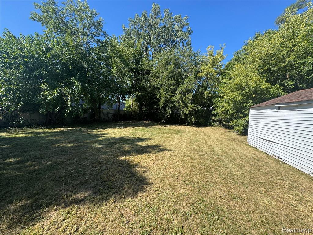 20737 Nummer Street Warren, MI 48089 - Photo 13 of 13
