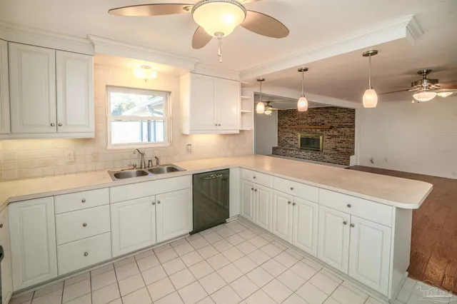 $259,900 | 5148 Stevendale Drive, Pensacola, FL 32526