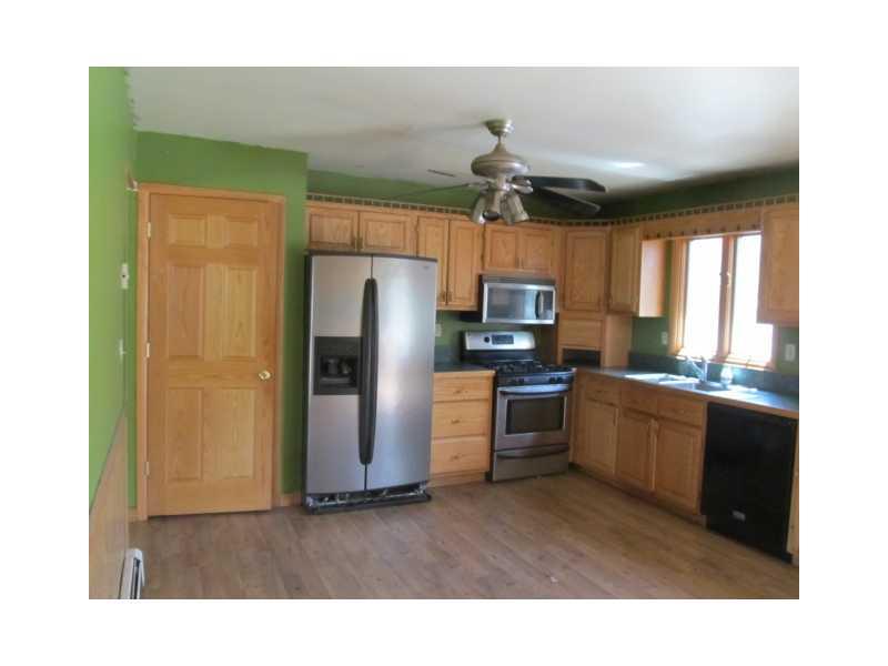 347 Stepping Stone Road Somerset, PA 15501 - Photo 6 of 9 Kitchen.