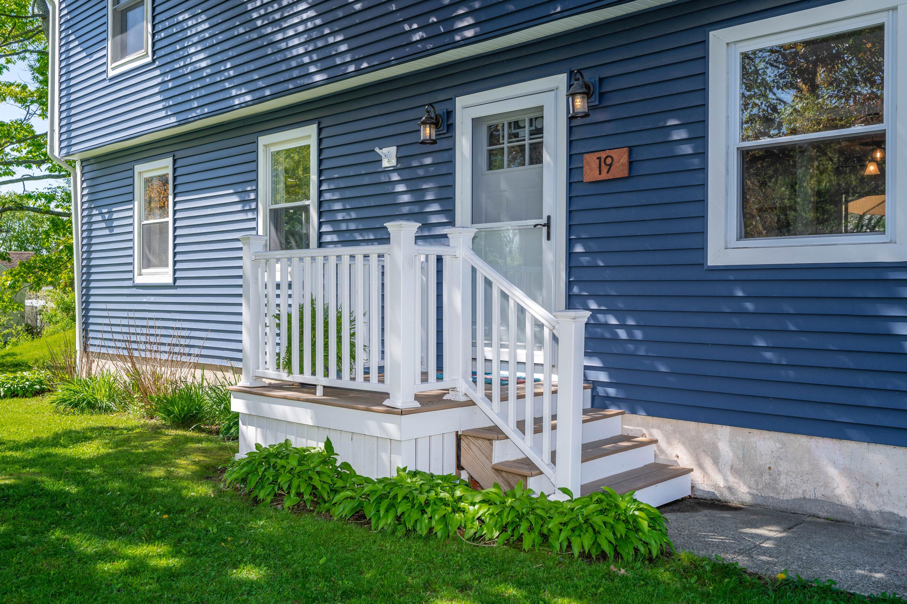 19 Hamlin Road Falmouth, ME 04105 - Photo 2 of 31 19 Hamlin Road, Falmouth