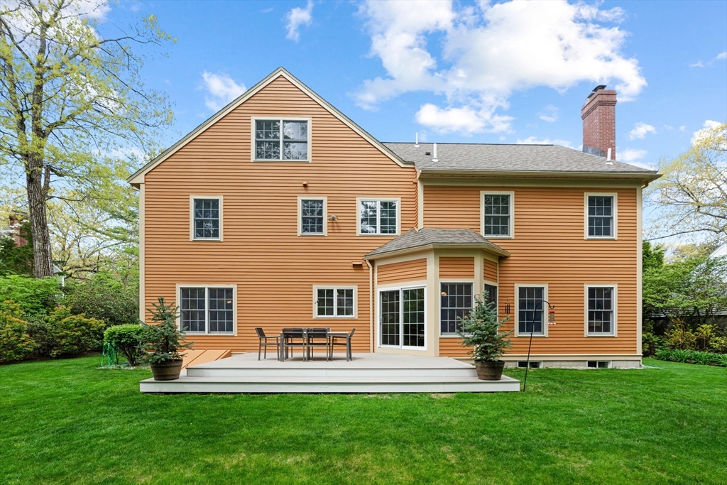 70 Spring Street Lexington, MA 02421 - Photo 2 of 39 Gallery Image 2