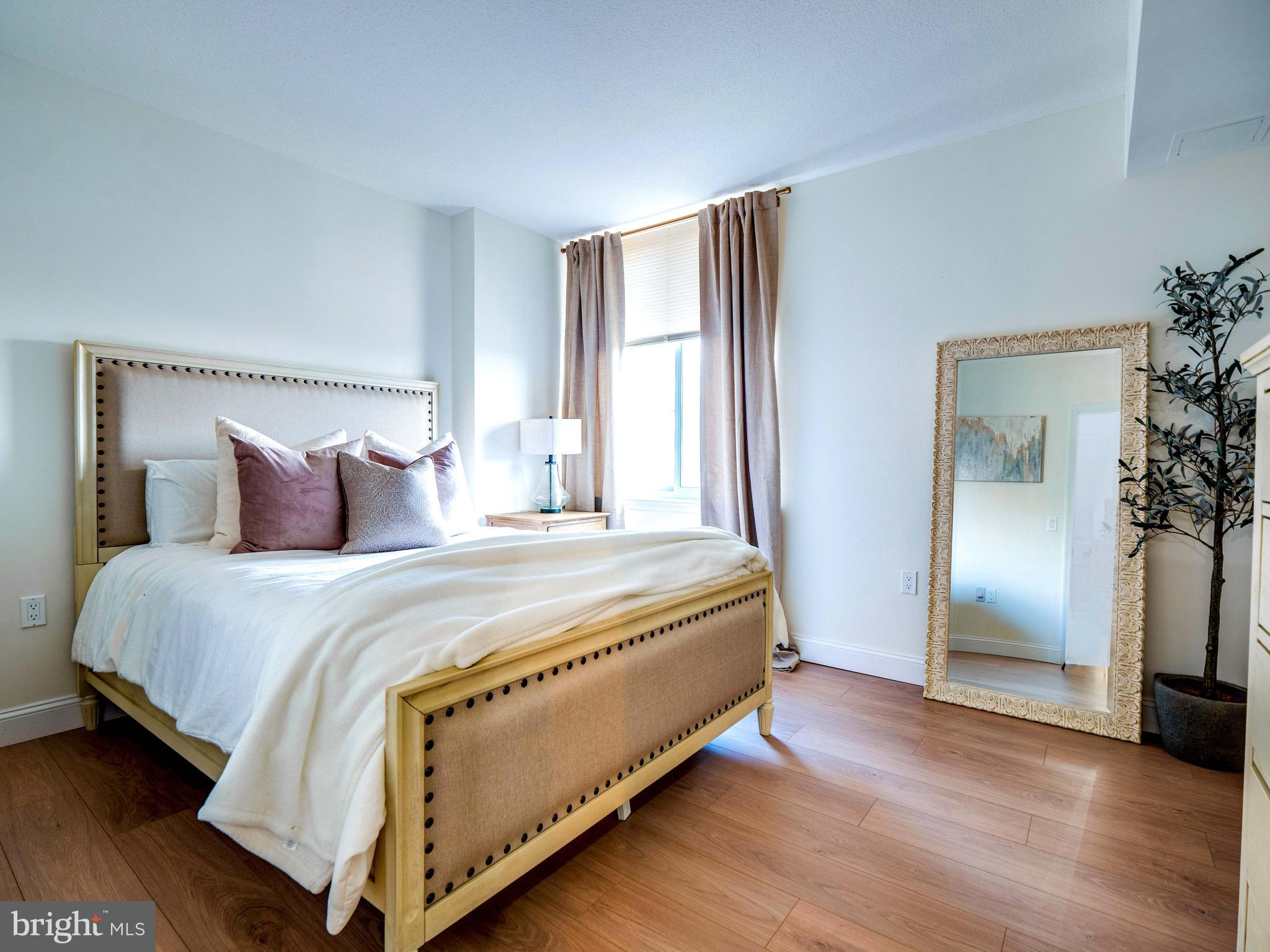 851 North Glebe Road, Unit 816 Arlington, VA 22203 - Photo 13 of 25 Gallery Image 13