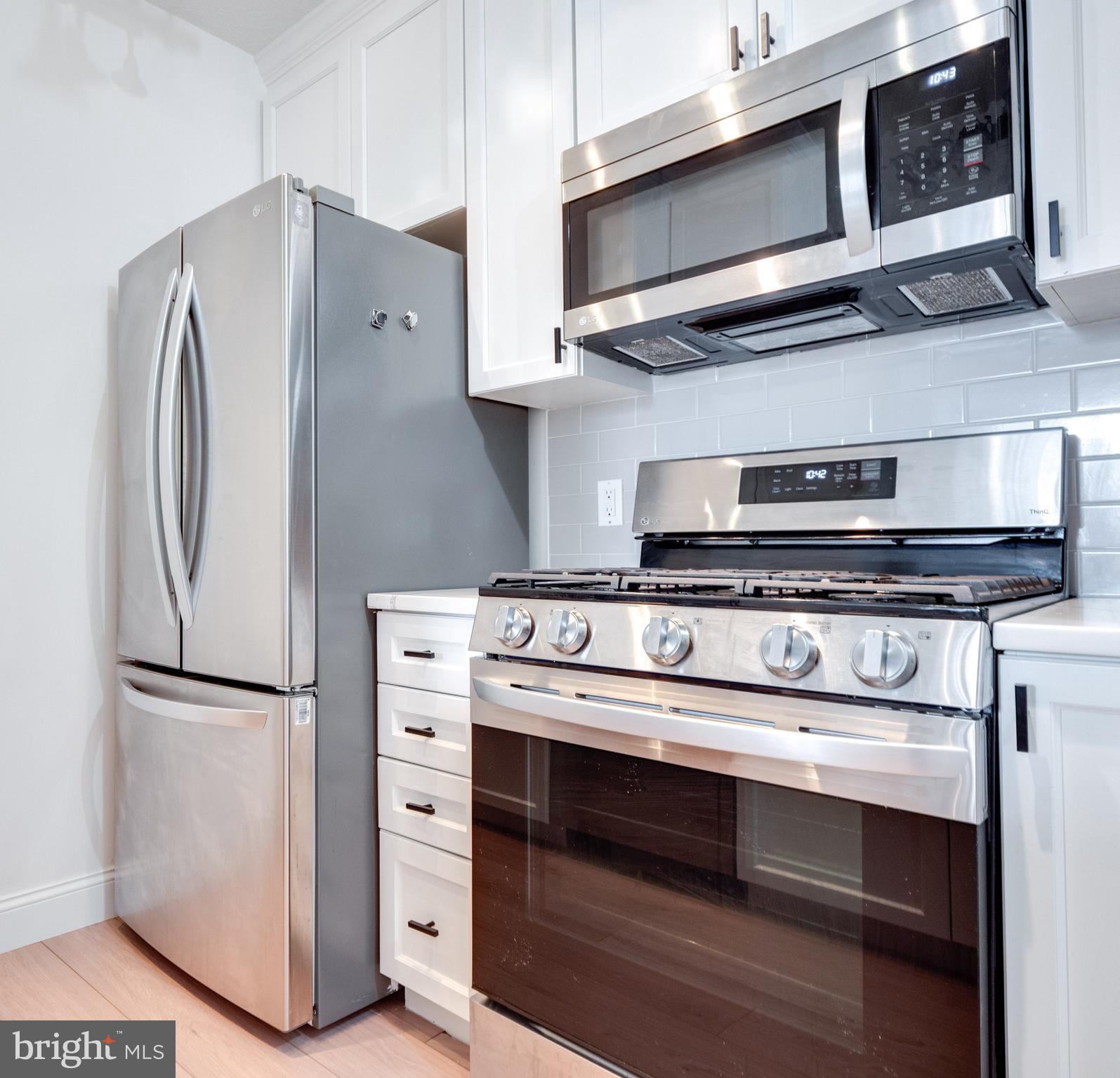 851 North Glebe Road, Unit 816 Arlington, VA 22203 - Photo 3 of 25 Gallery Image 3