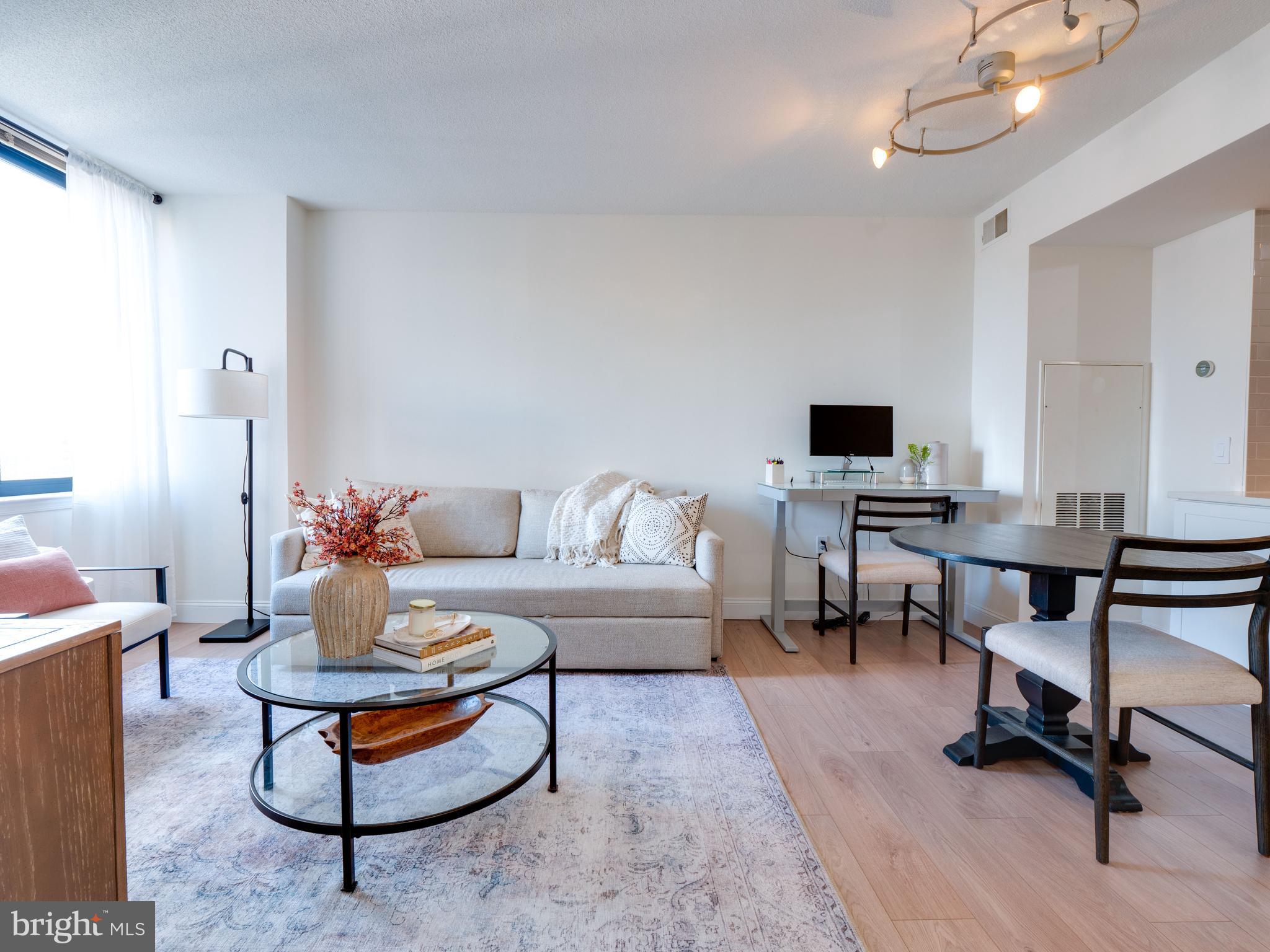 851 North Glebe Road, Unit 816 Arlington, VA 22203 - Photo 8 of 25 Gallery Image 8