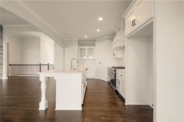 $639,900 | 4810 Northeast 105th Street, Kansas City, MO 64156