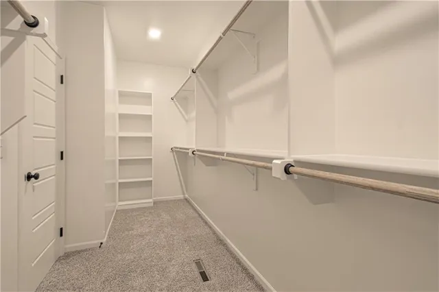 $639,900 | 4810 Northeast 105th Street, Kansas City, MO 64156