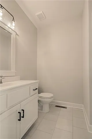 $639,900 | 4810 Northeast 105th Street, Kansas City, MO 64156