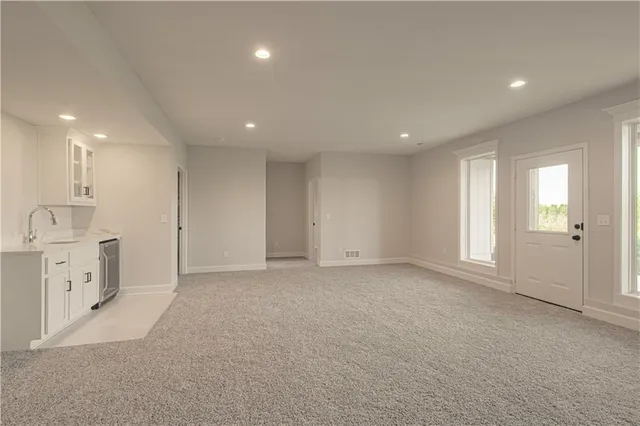 $639,900 | 4810 Northeast 105th Street, Kansas City, MO 64156