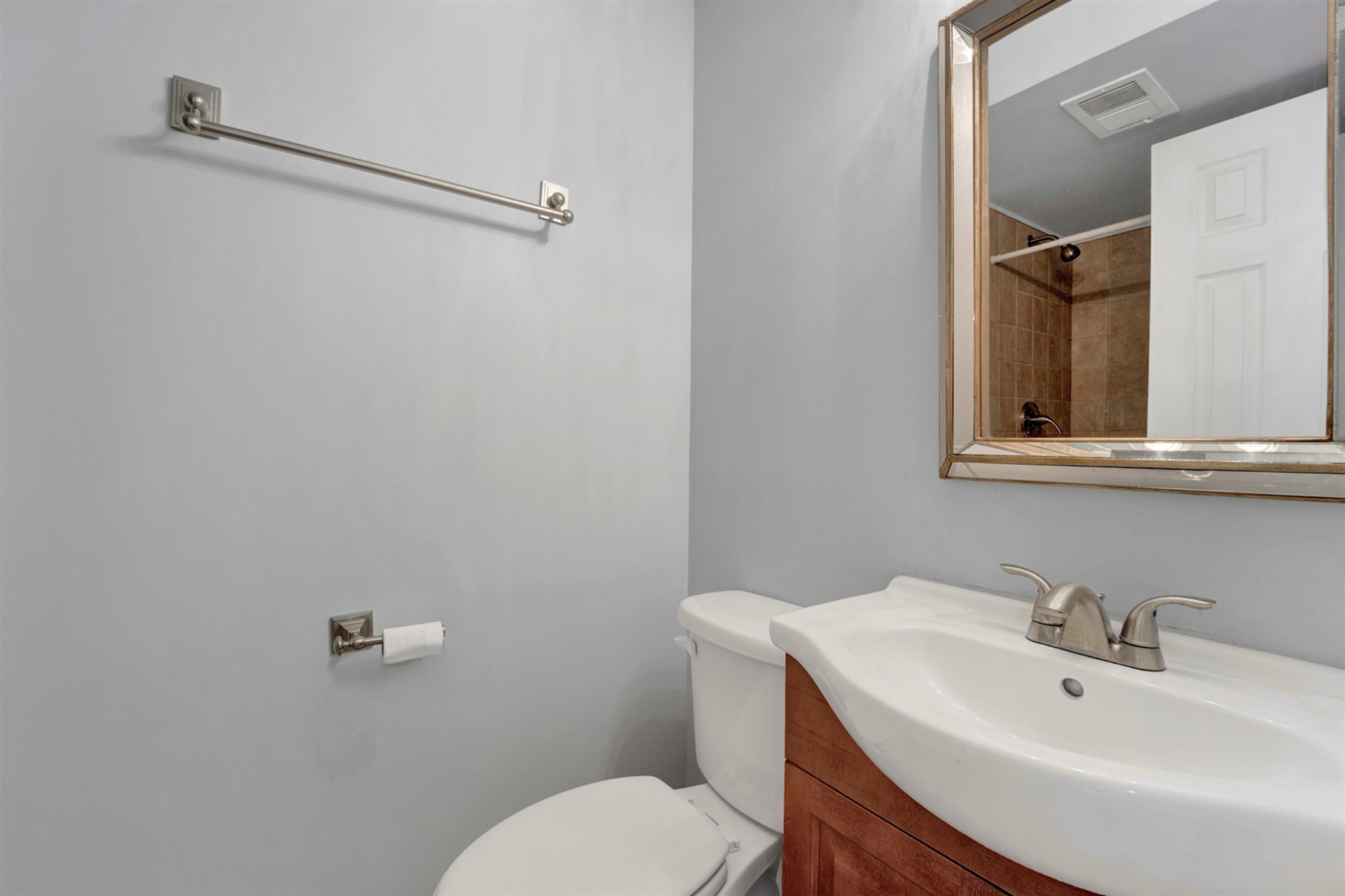 1S705 Eisenhower Road Oakbrook Terrace, IL 60181 - Photo 27 of 35 Gallery Image 27