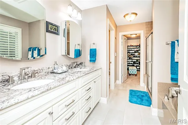$589,000 | 1570 Heritage Valley Drive, High Ridge, MO 63049