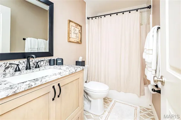 $589,000 | 1570 Heritage Valley Drive, High Ridge, MO 63049