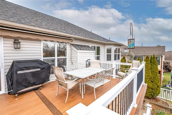 $589,000 | 1570 Heritage Valley Drive, High Ridge, MO 63049