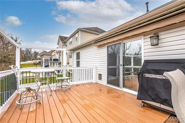 $589,000 | 1570 Heritage Valley Drive, High Ridge, MO 63049