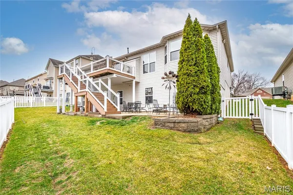 $589,000 | 1570 Heritage Valley Drive, High Ridge, MO 63049