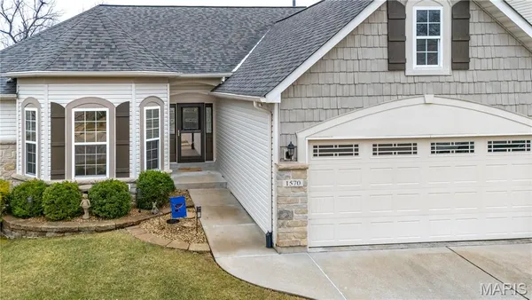 $589,000 | 1570 Heritage Valley Drive, High Ridge, MO 63049