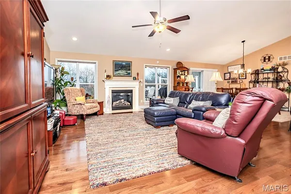 $589,000 | 1570 Heritage Valley Drive, High Ridge, MO 63049