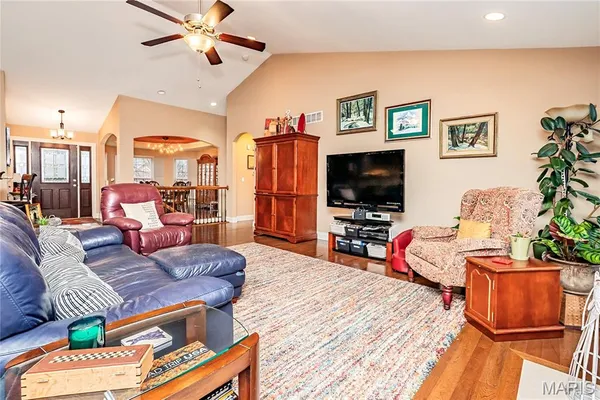 $589,000 | 1570 Heritage Valley Drive, High Ridge, MO 63049