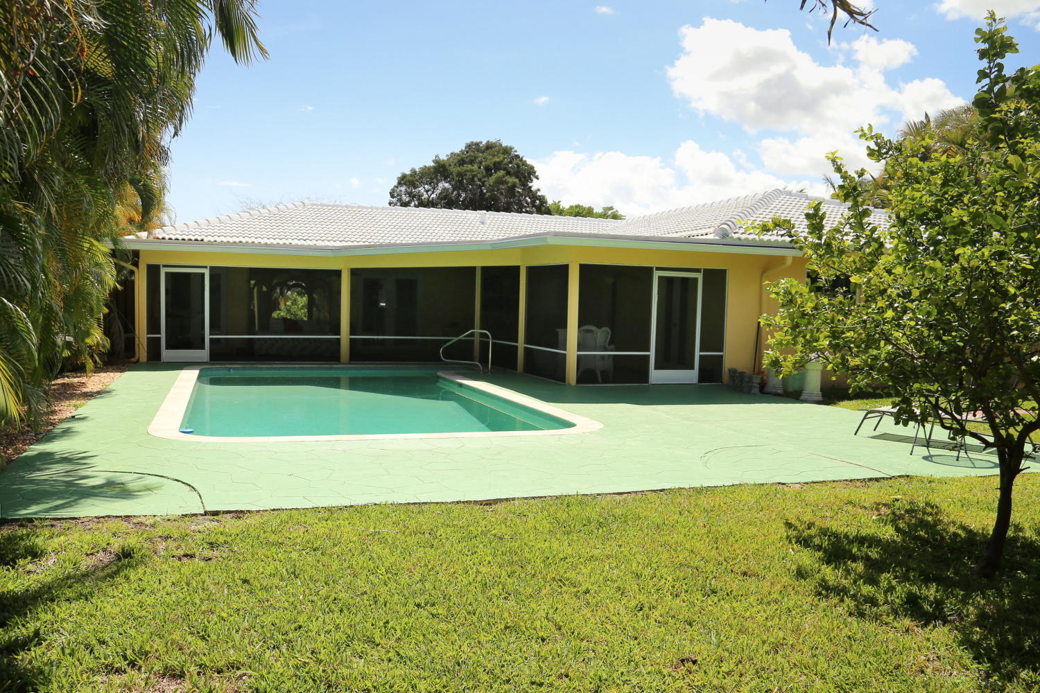 1051 Southwest 16th Street Boca Raton, FL 33486 - Photo 36 of 38 IMG_9396