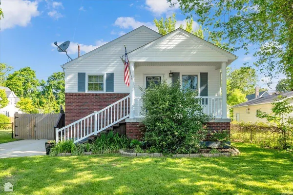 $224,900 | 1303 Russell Avenue, Port Huron, MI 48060