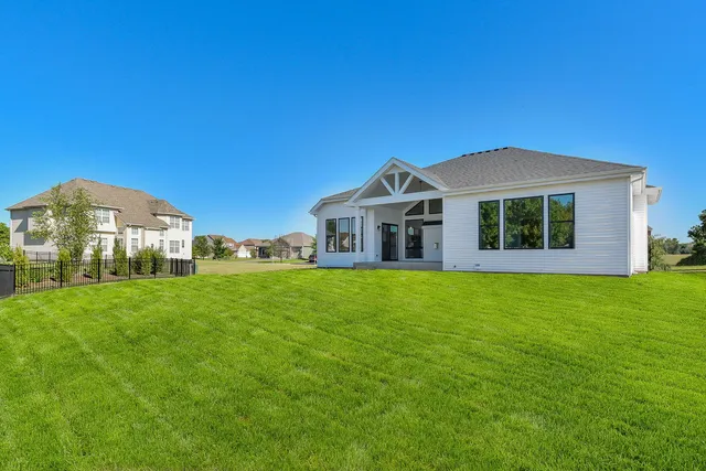 $1,499,000 | 1106 East North Path, Wheaton, IL 60187