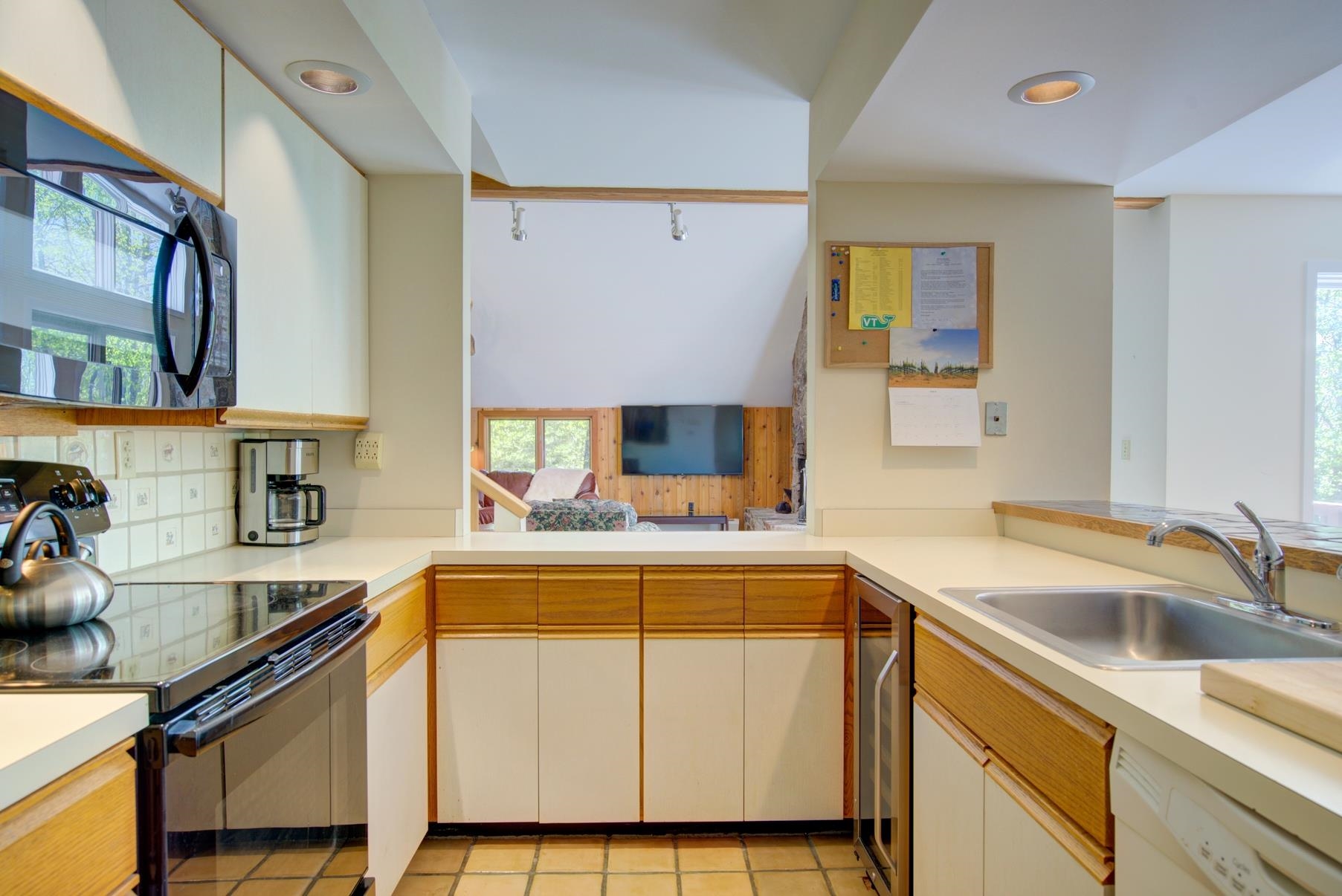 16 A Piper Ridge Road, Unit 16A Winhall, VT 05340 - Photo 9 of 33