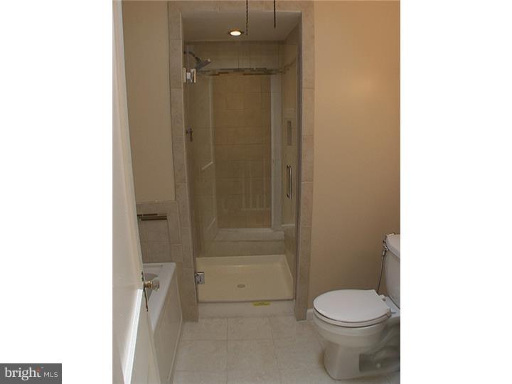 7456 Briar Road Philadelphia, PA 19138 - Photo 15 of 20 Gallery Image 15