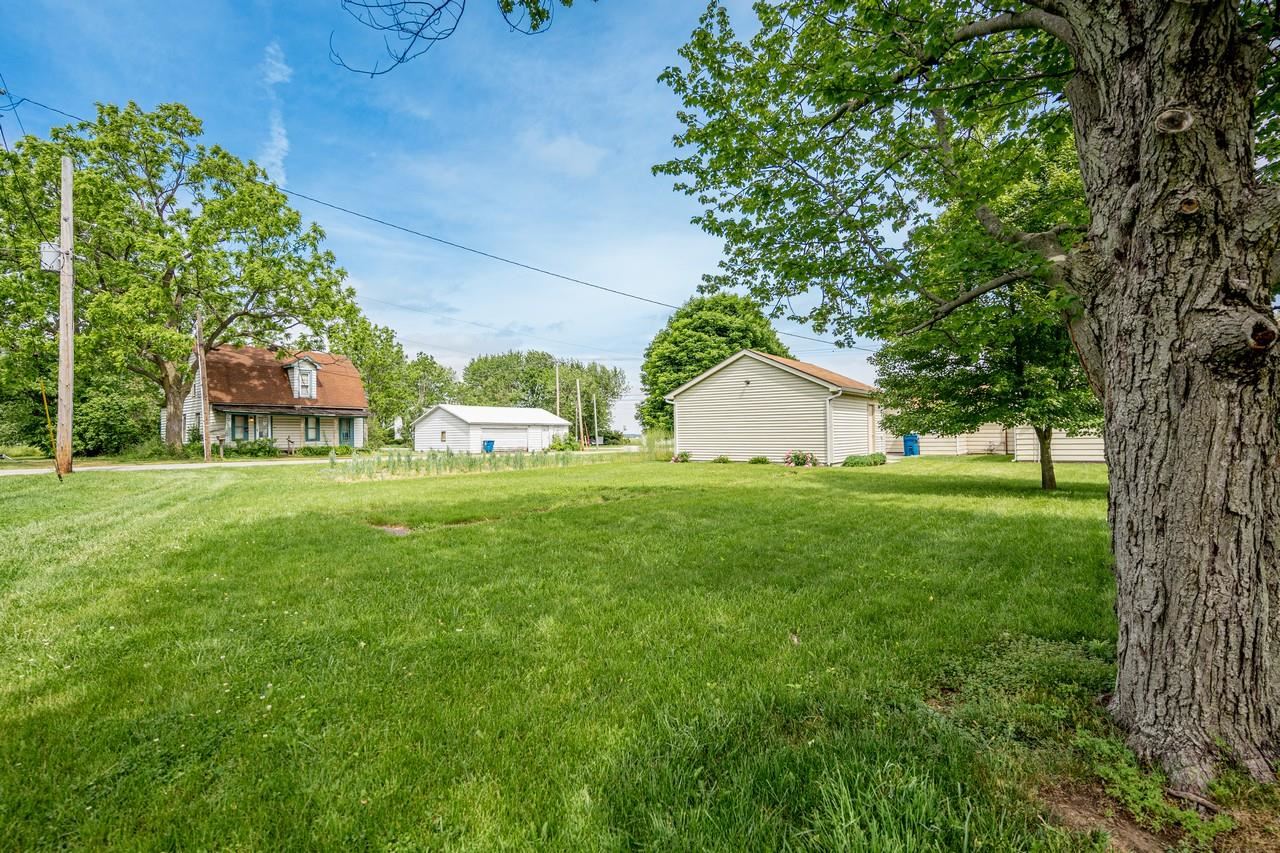 127 Monroeville Road Monroeville, IN 46773 - Photo 11 of 20