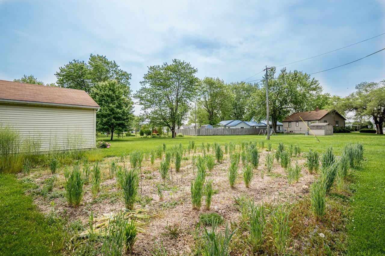 127 Monroeville Road Monroeville, IN 46773 - Photo 8 of 20