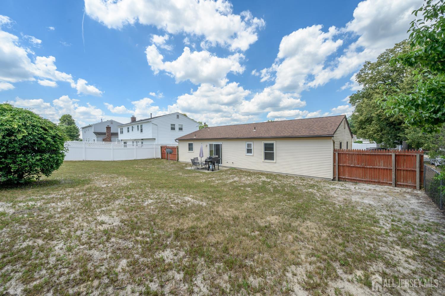 5 Evergreen Place Howell, NJ 07731 - Photo 24 of 31