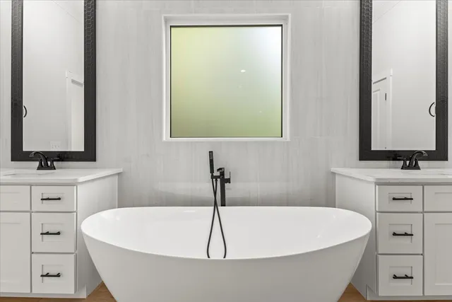 $649,999 | 10553 East Brainerd Road, Apison, TN 37302