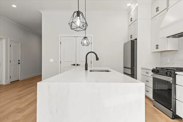 $649,999 | 10553 East Brainerd Road, Apison, TN 37302