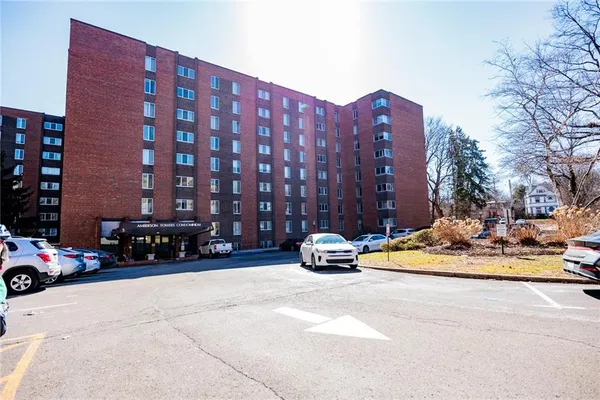 $189,900 | 5 Bayard Road, Unit 717, Pittsburgh, PA 15213