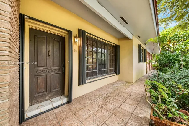$999,000 | 8230 Southwest 117th Terrace, Miami, FL 33156