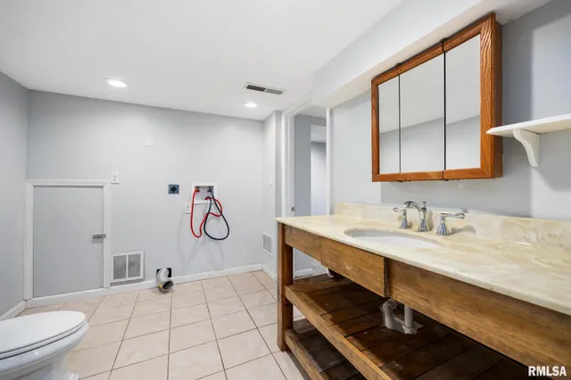 $129,900 | 1418 North 12th Street, Pekin, IL 61554