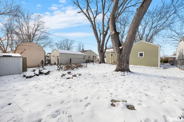 $129,900 | 1418 North 12th Street, Pekin, IL 61554