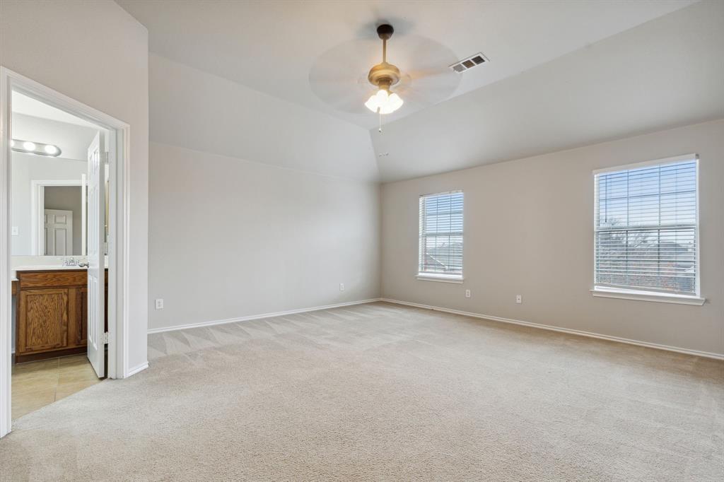 10813 Middleglen Road Fort Worth, TX 76052 - Photo 9 of 12