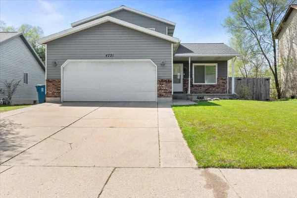 $340,000 | 4721 Southstone Drive Southeast, Grand Rapids, MI 49548
