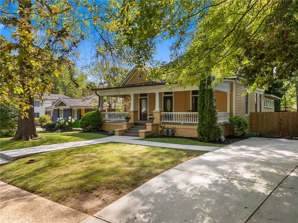 $825,000 | 302 Murray Hill Avenue Northeast, Atlanta, GA 30317