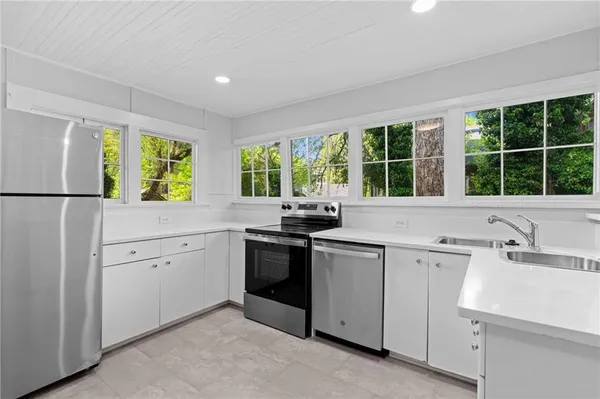 $825,000 | 302 Murray Hill Avenue Northeast, Atlanta, GA 30317