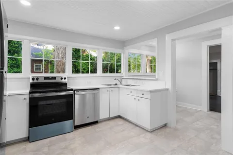 $825,000 | 302 Murray Hill Avenue Northeast, Atlanta, GA 30317